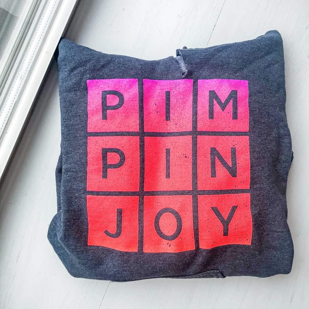 Grey sweatshirt / hoodie neon purple pink orange